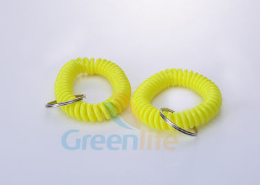 Flexbileのプラスチック螺線形のコードのブレスレットのKeychain明るく黄色いID Chian 12 CM